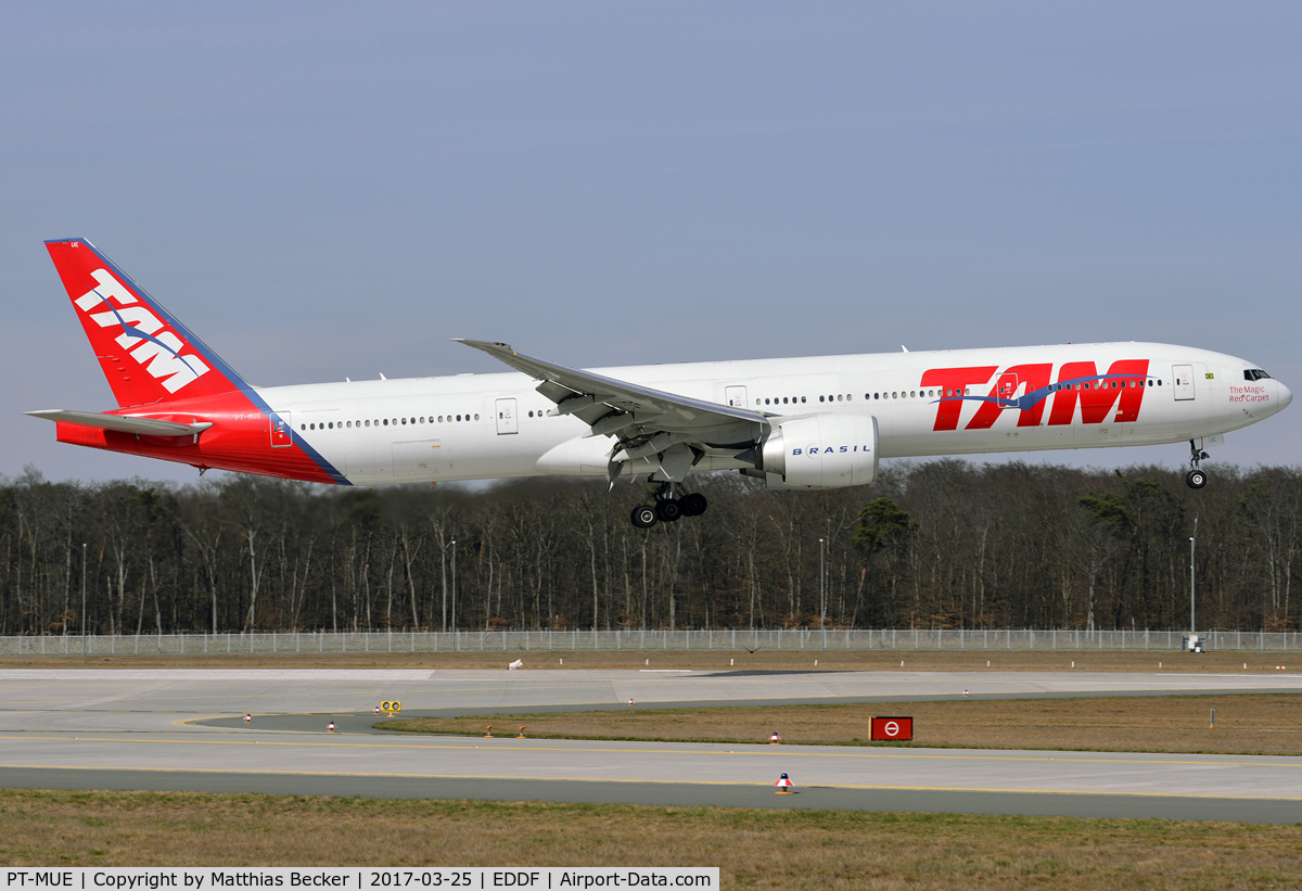 PT-MUE, 2012 Boeing 777-32W/ER C/N 38886, PT-MUE