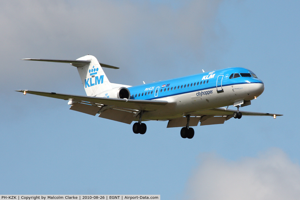 PH-KZK, 1997 Fokker 70 (F-28-0070) C/N 11581, Fokker 70 (F-28-0070) on approach to 07 at Newcastle Airport UK. August 26th 2010.