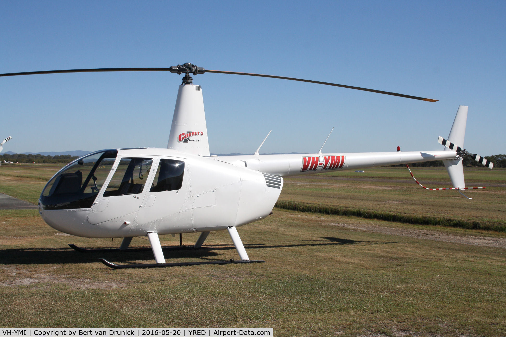 VH-YMI, 2003 Robinson R44 II C/N 10238, VH-YMI