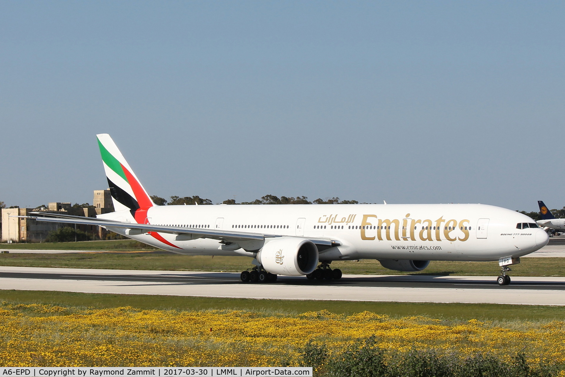 A6-EPD, 2015 Boeing 777-31H/ER C/N 42323, B777 A6-EPD Emirates Airlines