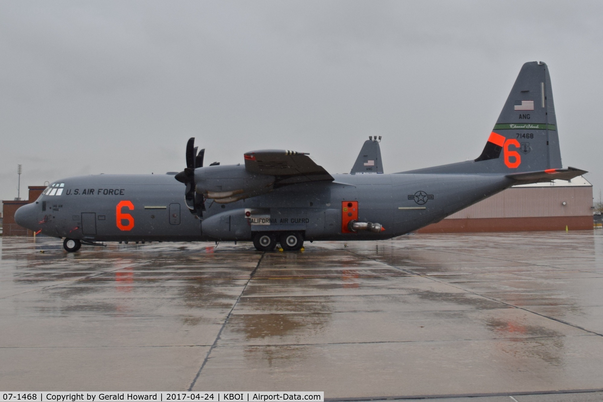 07-1468, 2008 Lockheed Martin C-130J-30 Super Hercules C/N 382-5594, At BOI to train with MAFFS.  146th Air Wing, CA ANG.
