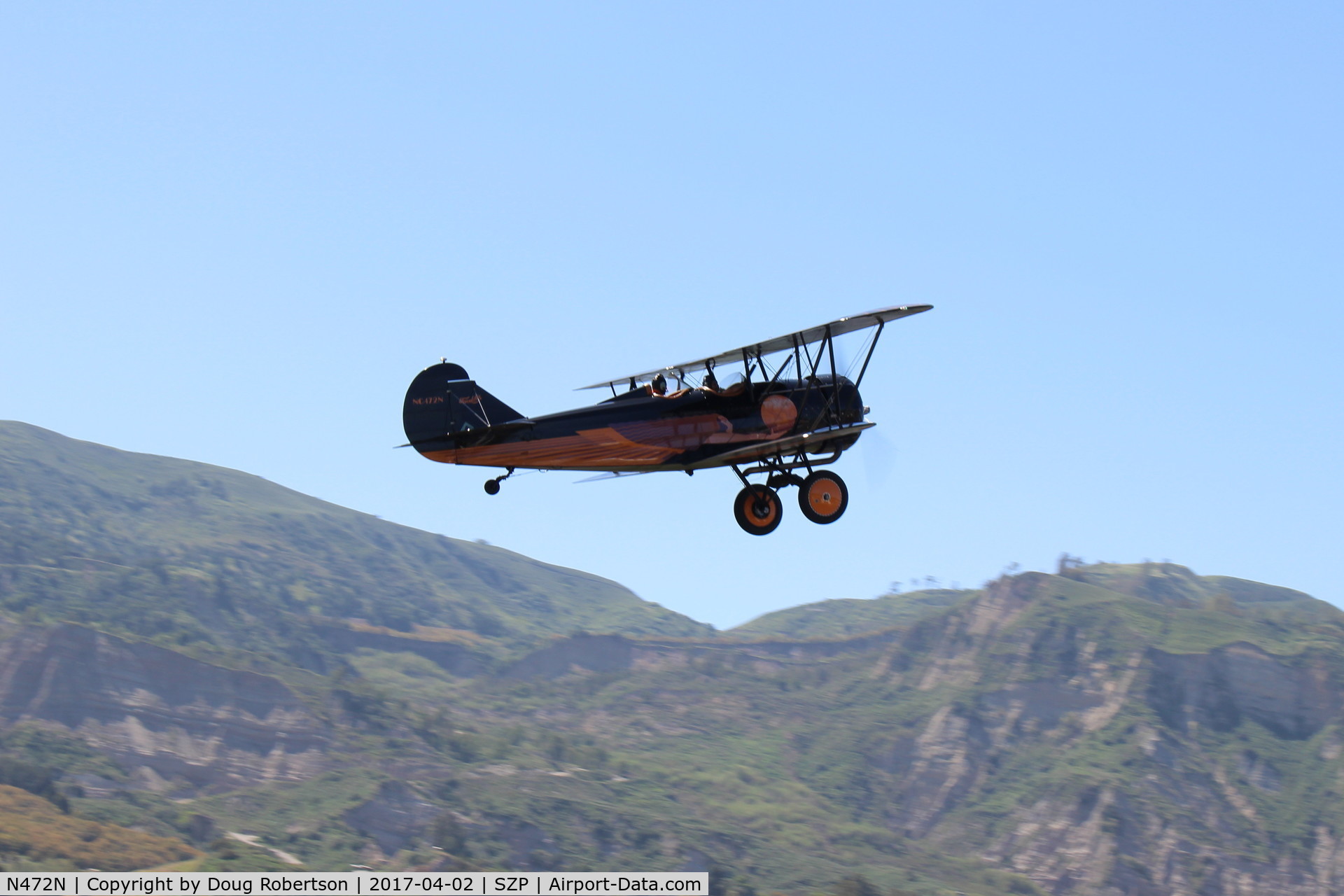 N472N, 1929 Travel Air D-4-D C/N 1362, 1929 Travel Air D-4-D, Lycoming R680E3B 260 Hp 9 cylinder radial, takeoff climb Rwy 22