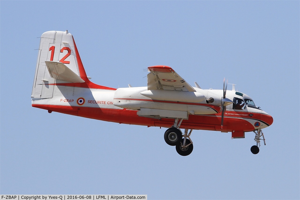 F-ZBAP, 1957 Grumman (Conair) S-2T Turbo Firecat C/N 026, Grumman S-2F Tracker, Short approach rwy 31R, Marseille-Provence Airport (LFML-MRS)
