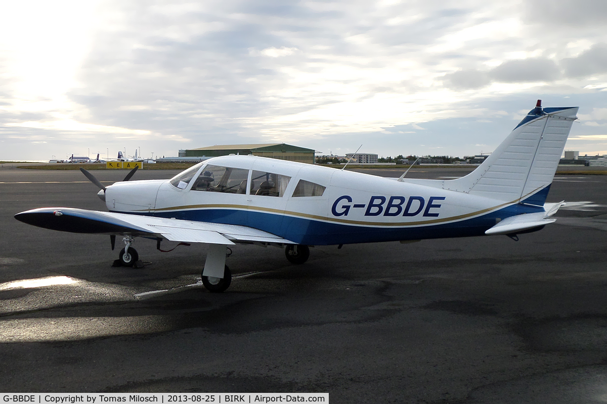 G-BBDE, 1973 Piper PA-28R-200-2 Cherokee Arrow II C/N 28R-7335250, 