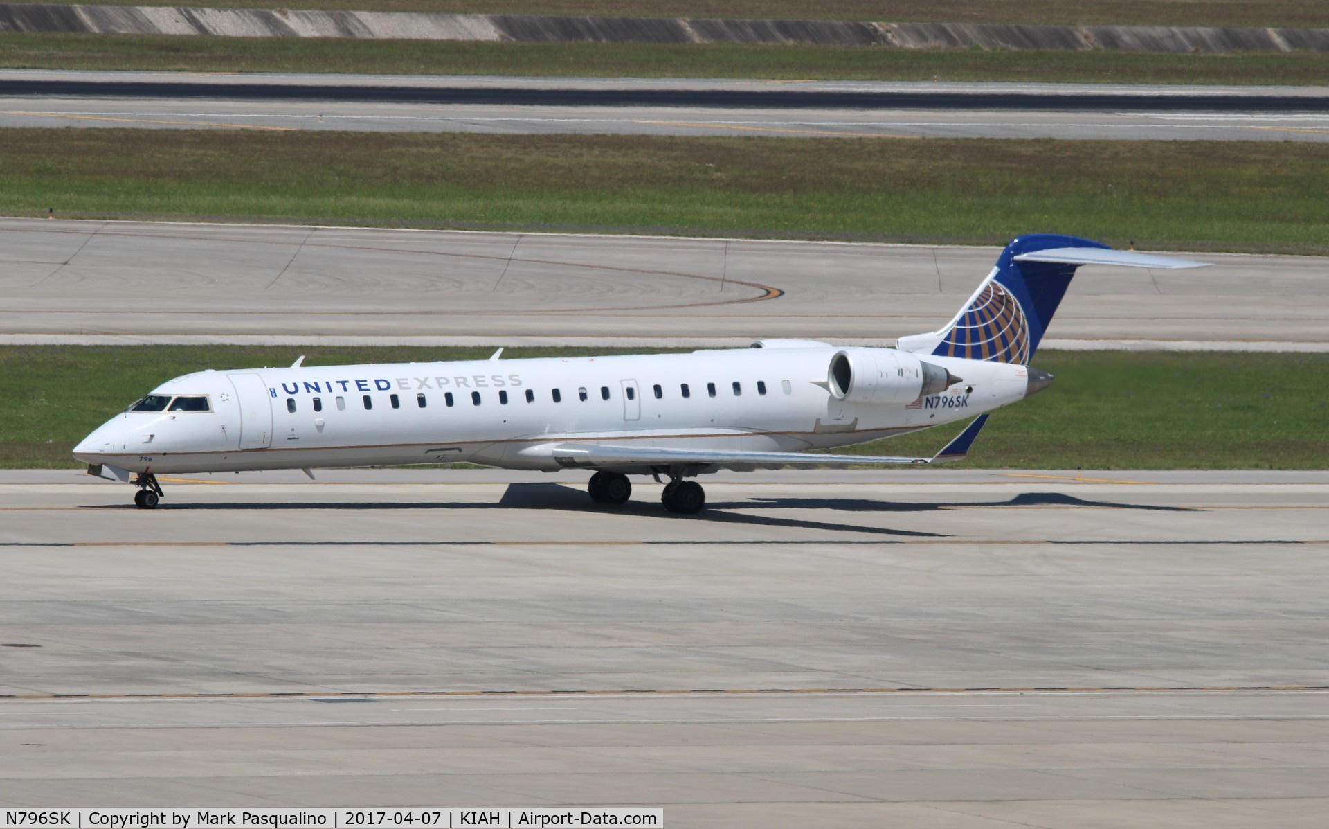 N796SK, Bombardier CRJ-702ER (CL-600-2C10) Regional Jet C/N 10300, CL-600-2C10