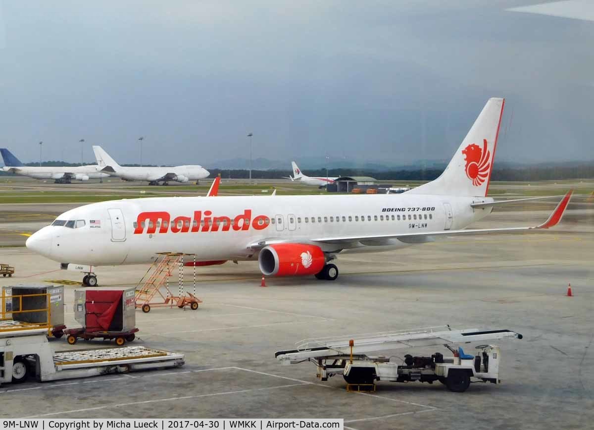 9M-LNW, 2015 Boeing 737-8GP C/N 39875/5616, At KL