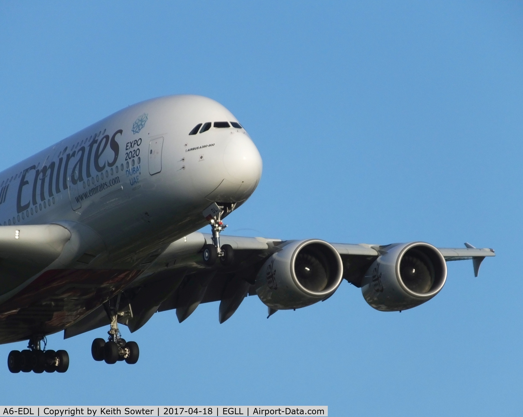A6-EDL, 2010 Airbus A380-861 C/N 046, Short finals to land Heathrow 09L