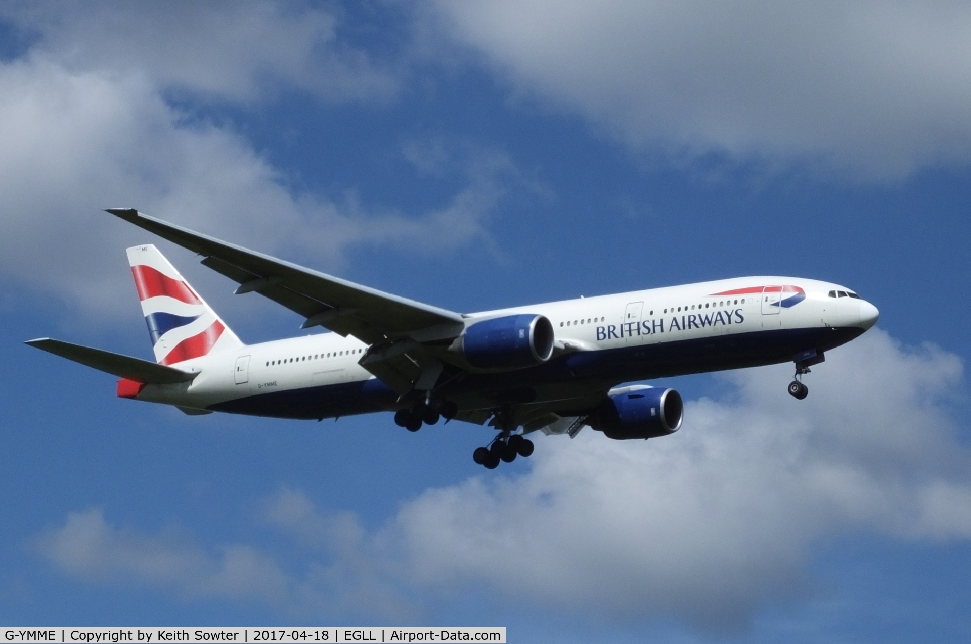 G-YMME, 2000 Boeing 777-236/ER C/N 30306, Short finals to land Heathrow 09L