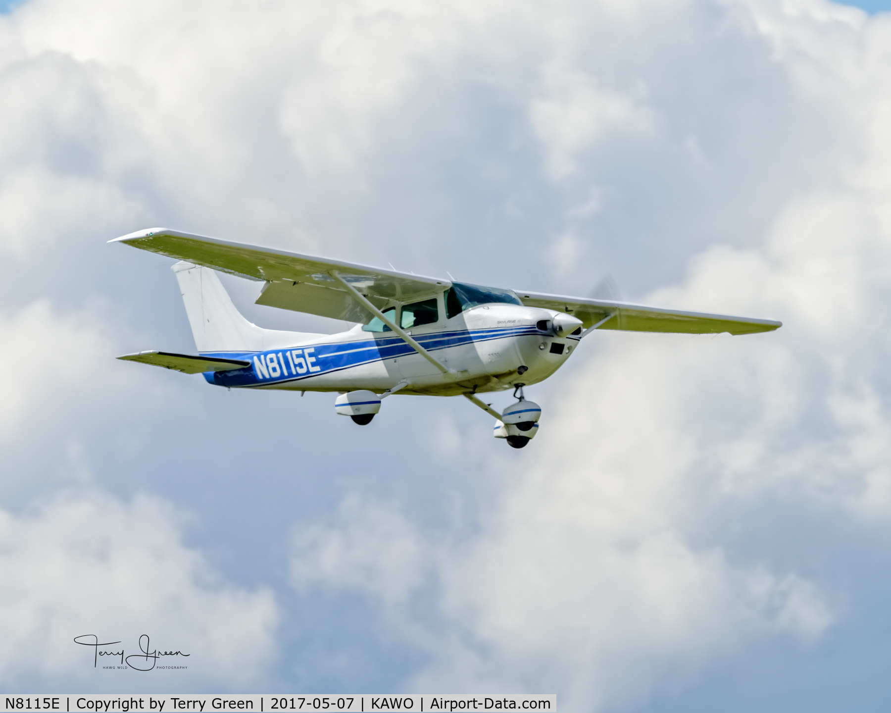 N8115E, 1984 Cessna 182R Skylane C/N 18268386, KAWO