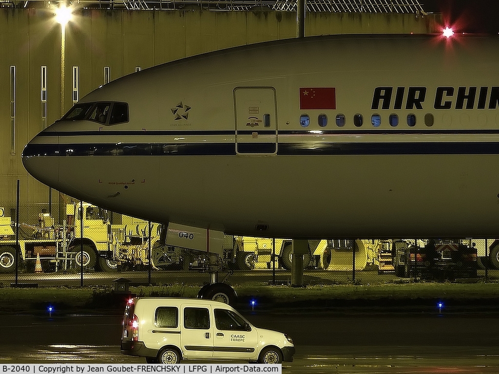 B-2040, 2013 Boeing 777-39L/ER C/N 38680, Air China departure to Pékin at CDG terminal 1