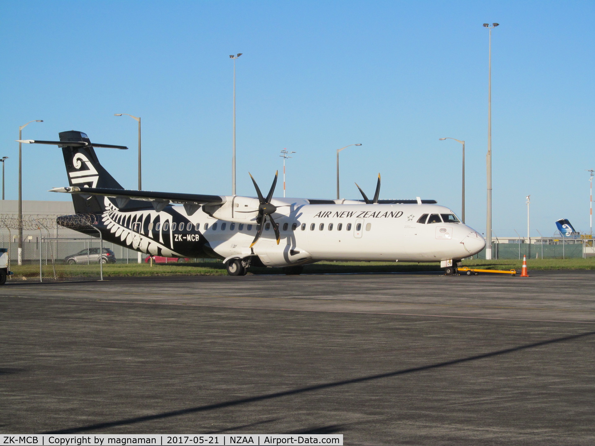 ZK-MCB, 1999 ATR 72-212A C/N 598, on rest area