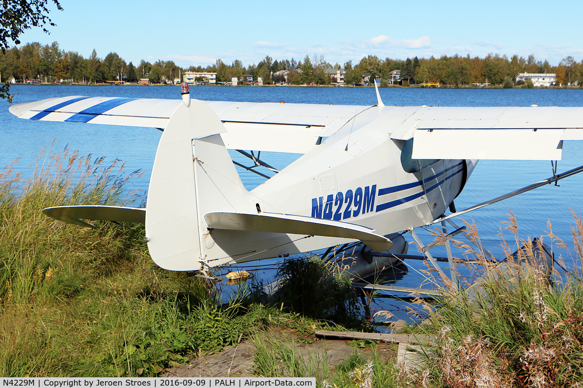 N4229M, 1947 Piper PA-12 Super Cruiser C/N 12-3126, lake hood