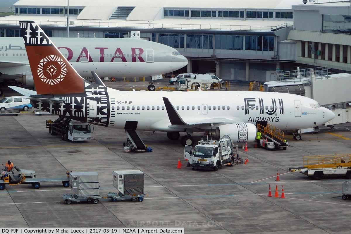DQ-FJF, 1998 Boeing 737-7X2 C/N 28878, At Auckland