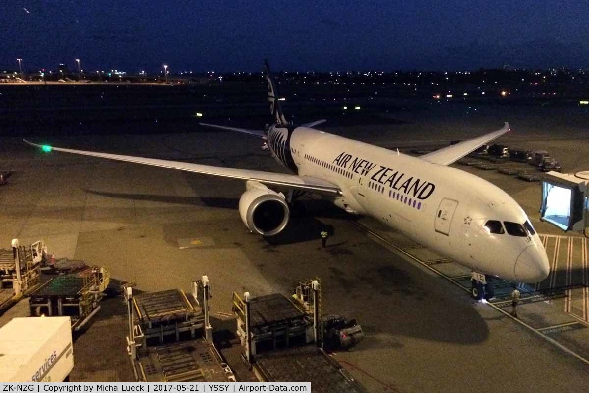 ZK-NZG, 2014 Boeing 787-9 Dreamliner Dreamliner C/N 37963, At Mascot