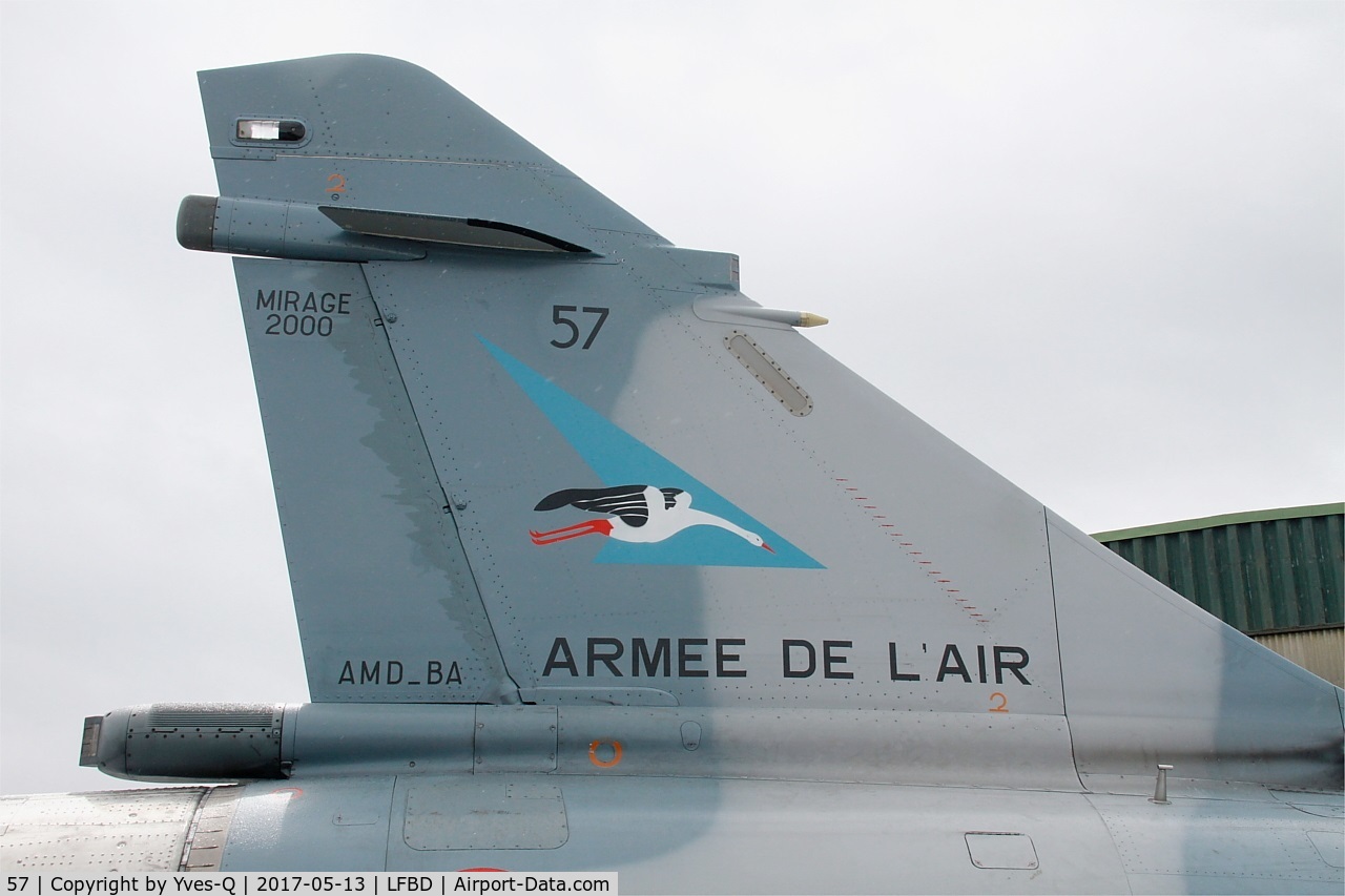 57, Dassault Mirage 2000-5F C/N 257, Dassault Mirage 2000-5F, Close view of tail, Bordeaux-Mérignac airport (LFBD-BOD) Open day 2017