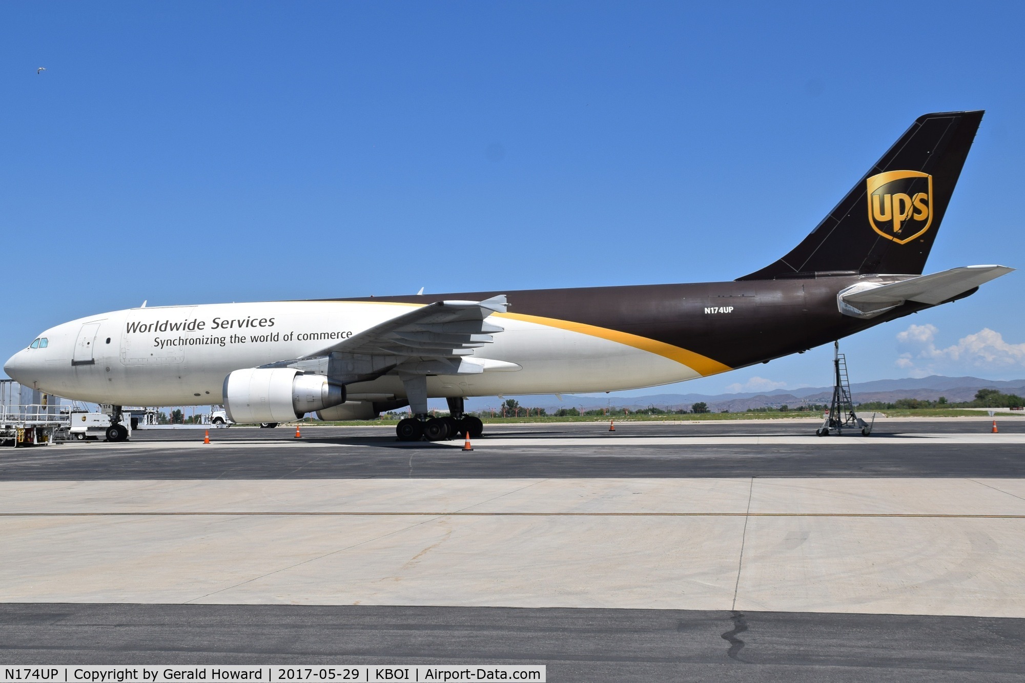 N174UP, 2006 Airbus A300F4-622R C/N 0869, Parked on the UPS ramp.
