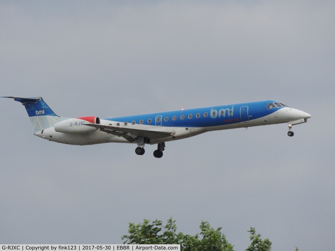 G-RJXC, 1999 Embraer EMB-145EP (ERJ-145EP) C/N 145153, BMI AIRLINES