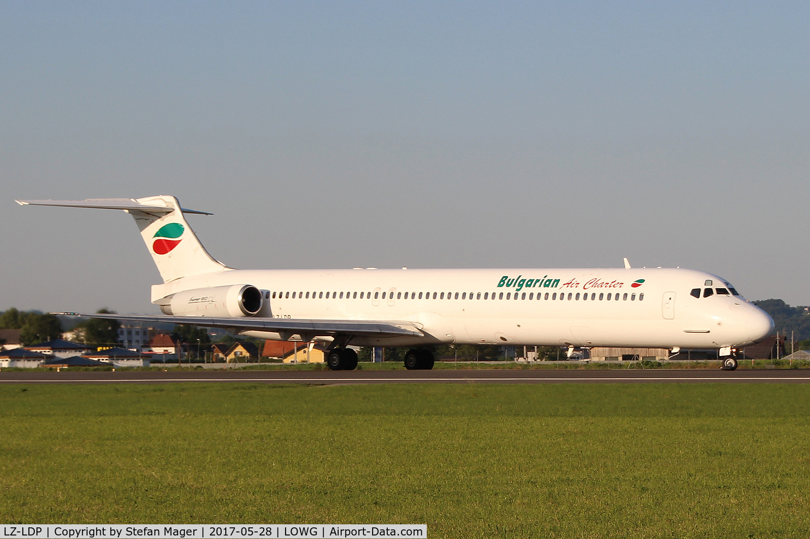 LZ-LDP, 1990 McDonnell Douglas MD-82 (DC-9-82) C/N 49973, Bulgarian Air Charter MD-82 @GRZ (for Mistral Air from/to Bari)