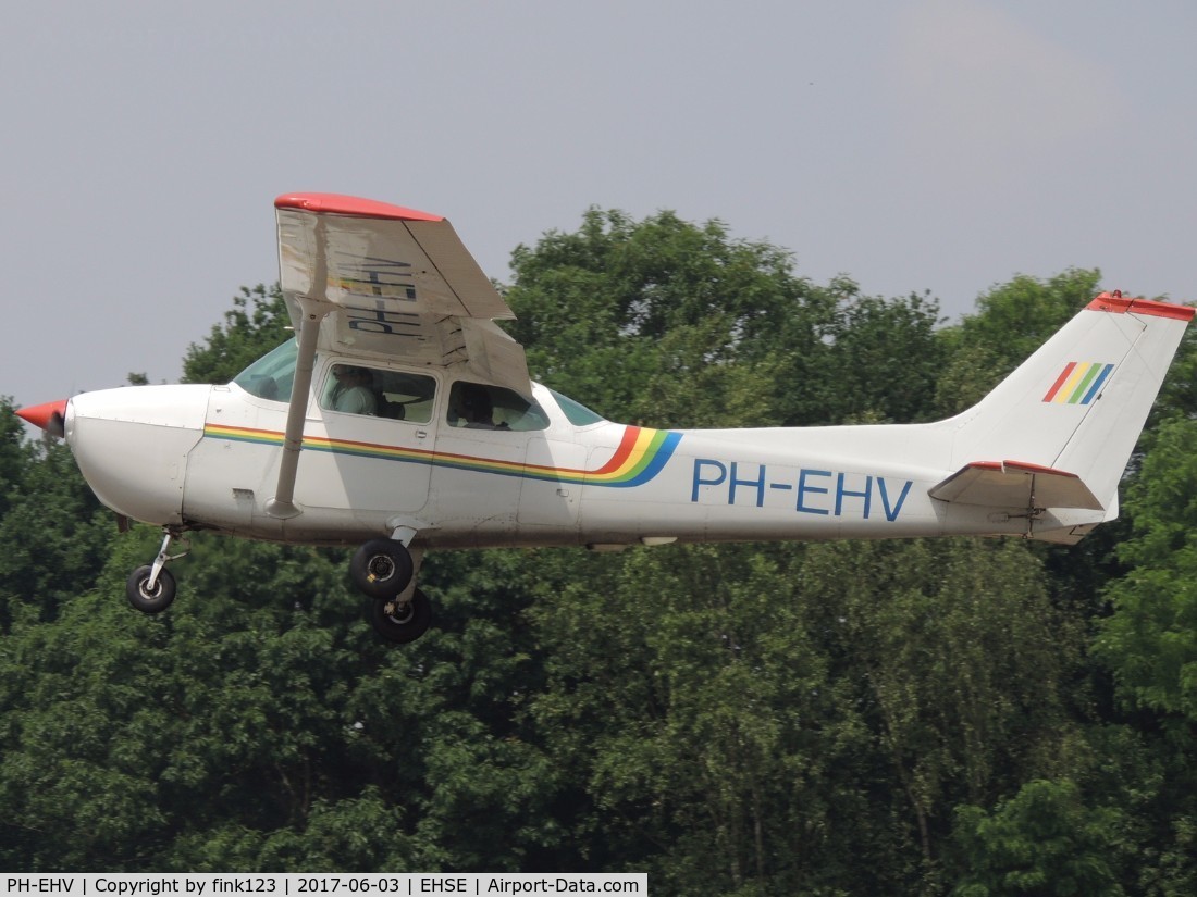 PH-EHV, Cessna 172M C/N 17264973, CESSNA172