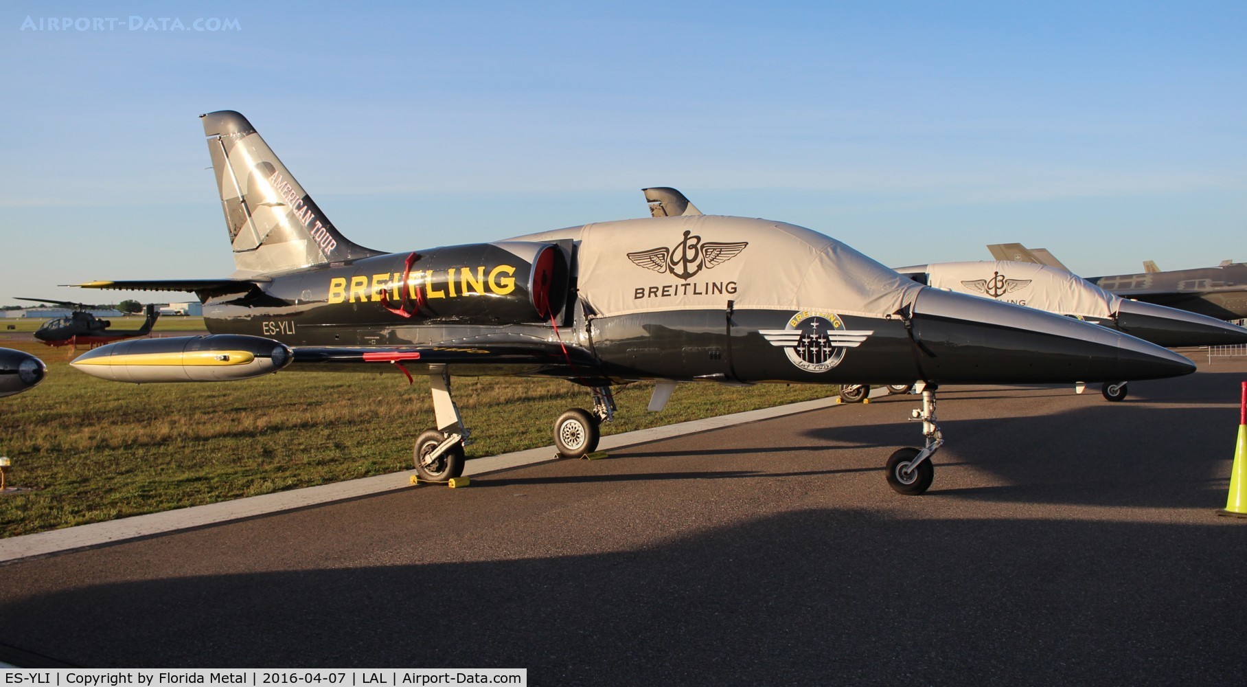 ES-YLI, Aero L-39 Albatros C/N 691876, Breitling