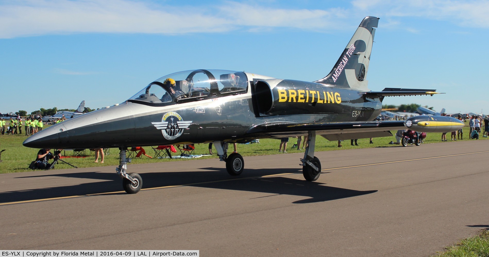 ES-YLX, Aero L-39 Albatros C/N 432905, Breitling