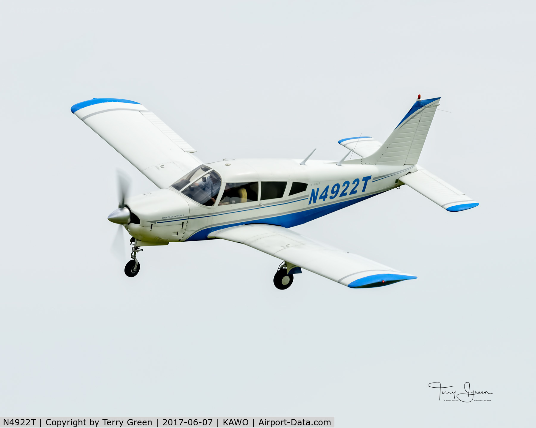 N4922T, 1972 Piper PA-28R-200 C/N 28R-7235159, KAWO