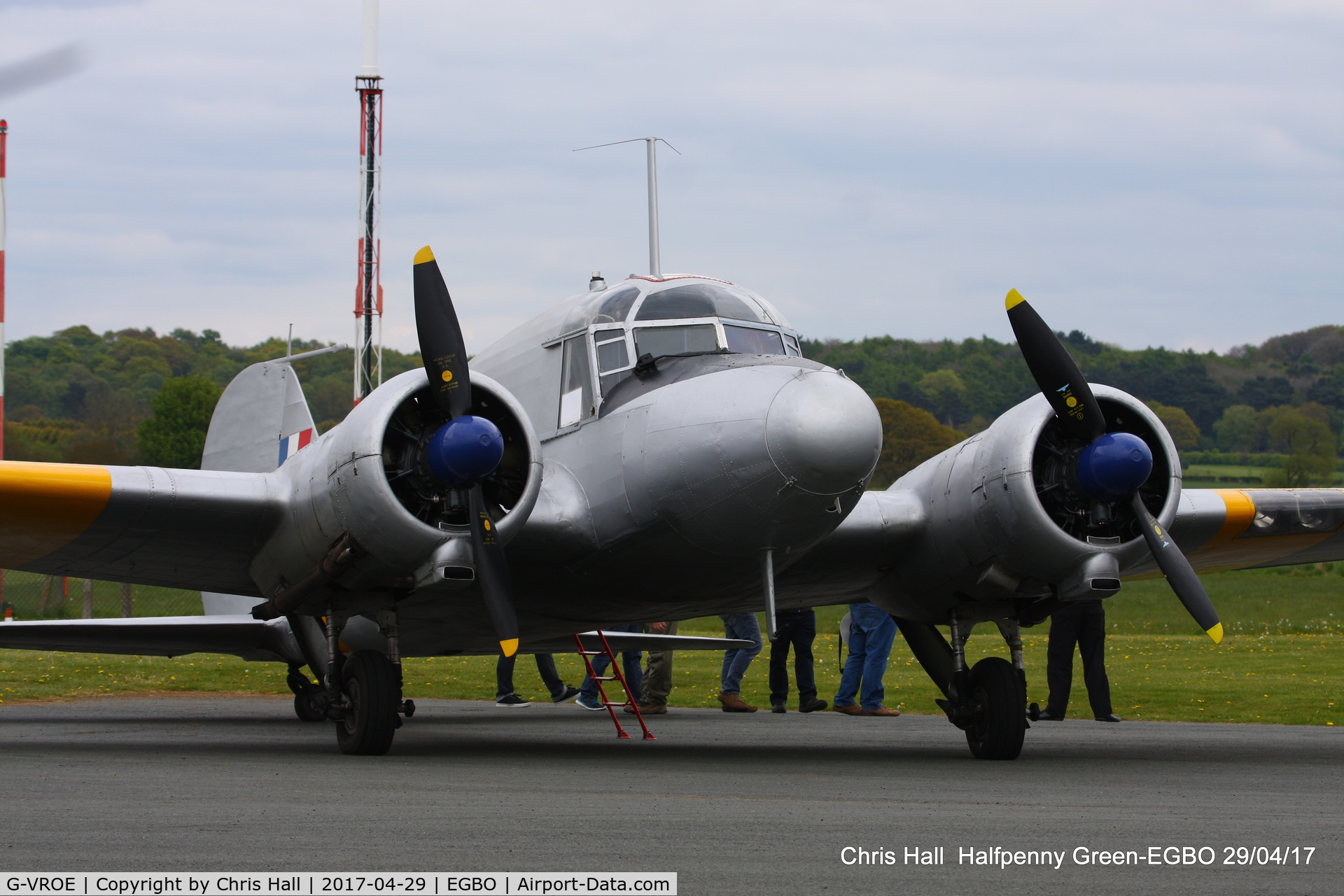 G-VROE, 1950 Avro 652A Anson T.21 C/N 3634, at the Radial & Trainer fly-in