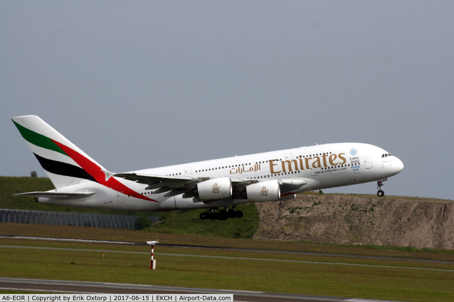 A6-EOR, 2015 Airbus A380-861 C/N 202, A6-EOR taking off rw 22L