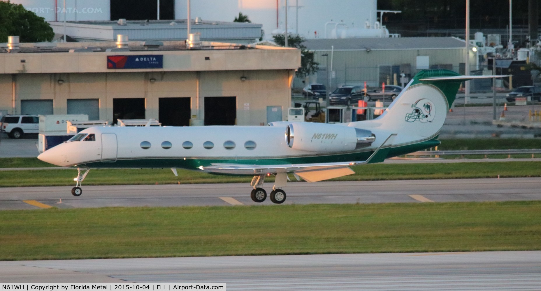 N61WH, 1988 Gulfstream Aerospace G-IV C/N 1075, Miami Dolphins