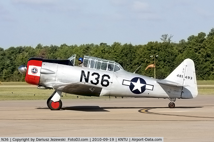 N36, 1944 North American AT-6F Texan C/N 121-42765, North American SNJ-5 Texan Randolph CN 121-41842, N36