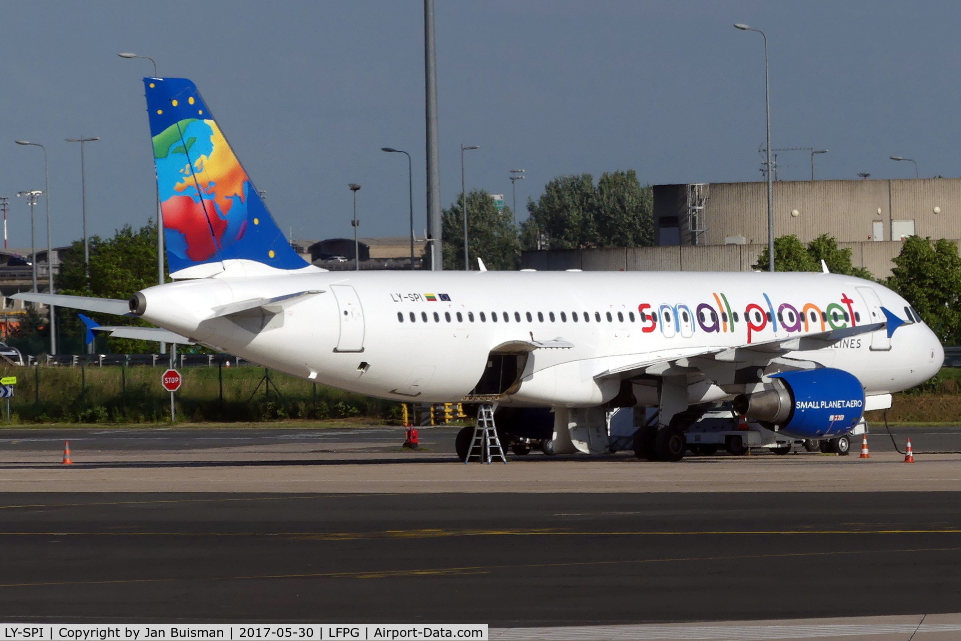 LY-SPI, 1998 Airbus A320-214 C/N 0914, Small Planet Airlines