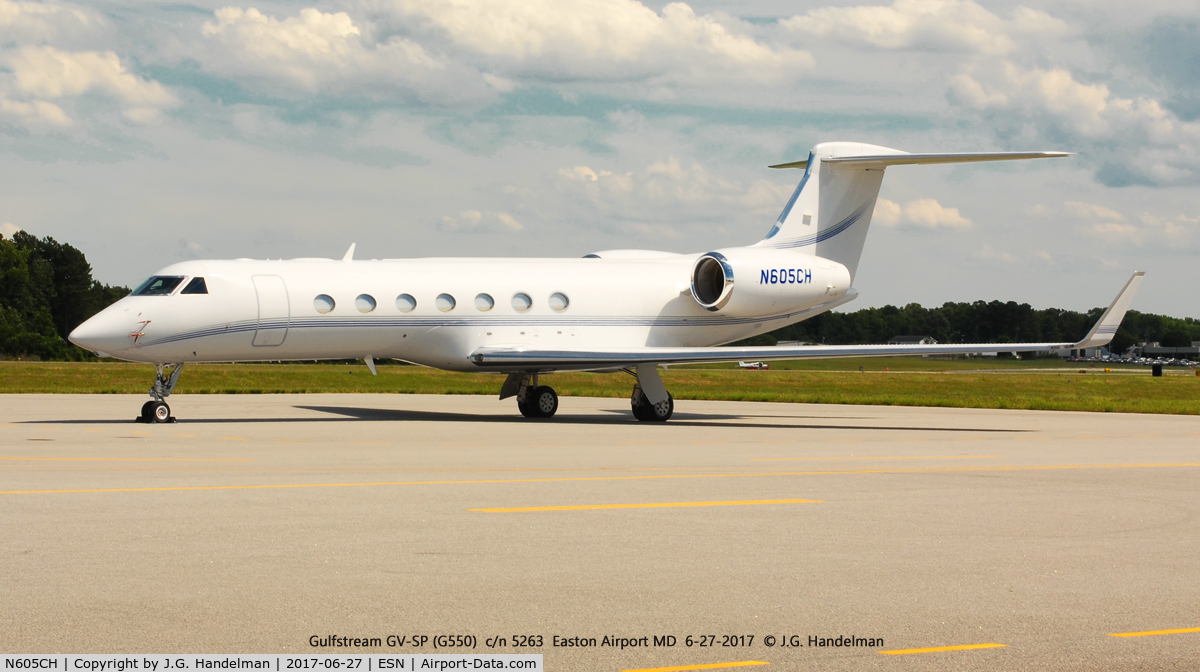 N605CH, 2009 Gulfstream Aerospace GV-SP (G550) C/N 5263, At Easton MD.