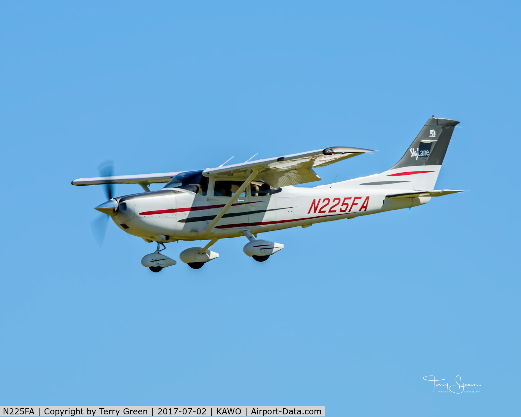 N225FA, 2003 Cessna 182T Skylane C/N 18281252, KAWO