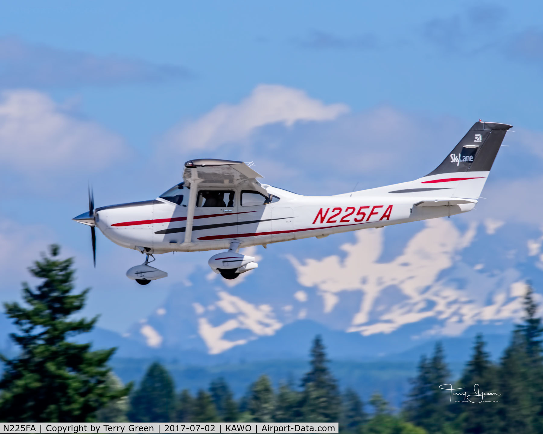 N225FA, 2003 Cessna 182T Skylane C/N 18281252, KAWO