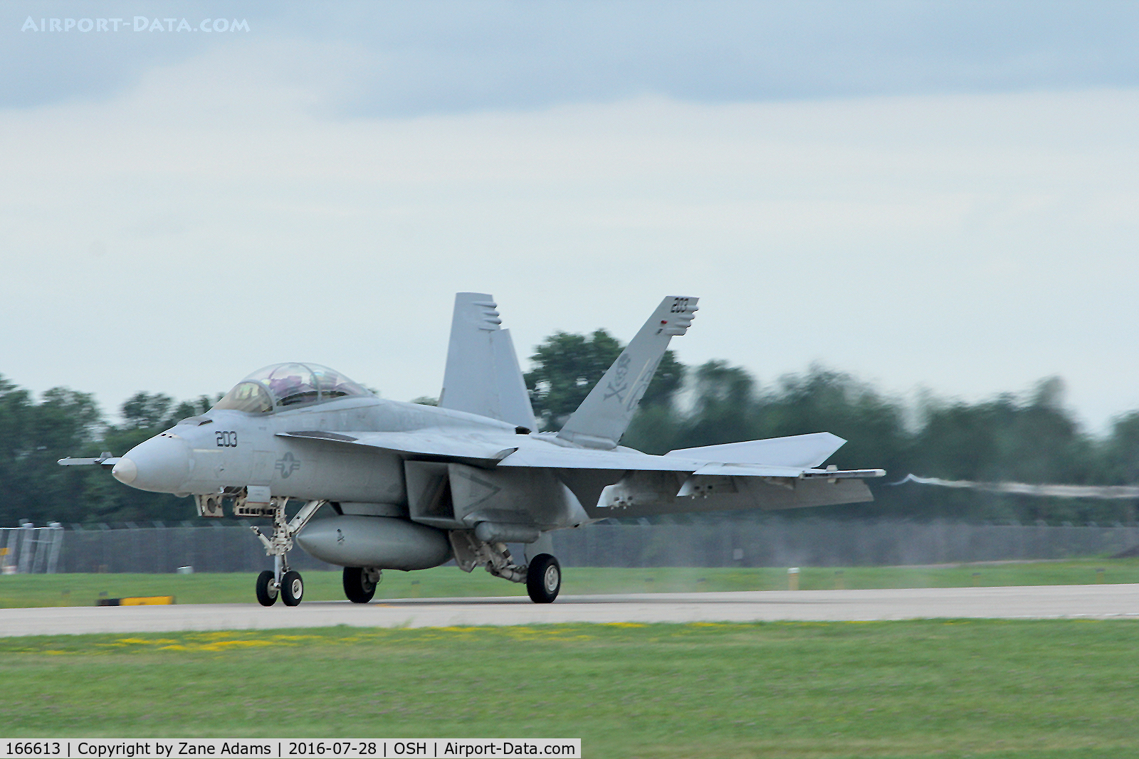 166613, Boeing F/A-18F Super Hornet C/N F106, 2016 EAA AirVenture - Oshkosh, Wisconsin