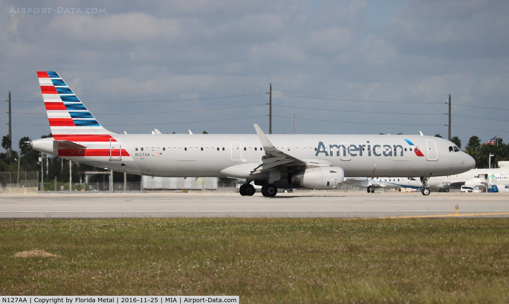N127AA, 2014 Airbus A321-231 C/N 6334, American