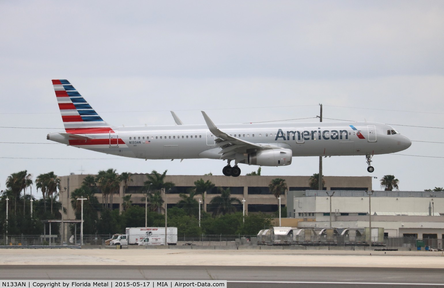 N133AN, 2015 Airbus A321-200 C/N 6482, American