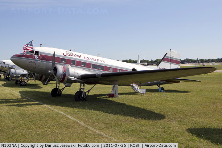 N103NA, 1945 Douglas DC-3C-S1C3G (C-47B) C/N 16821, Douglas C-47B Flabob Express CN 33569, N103NA