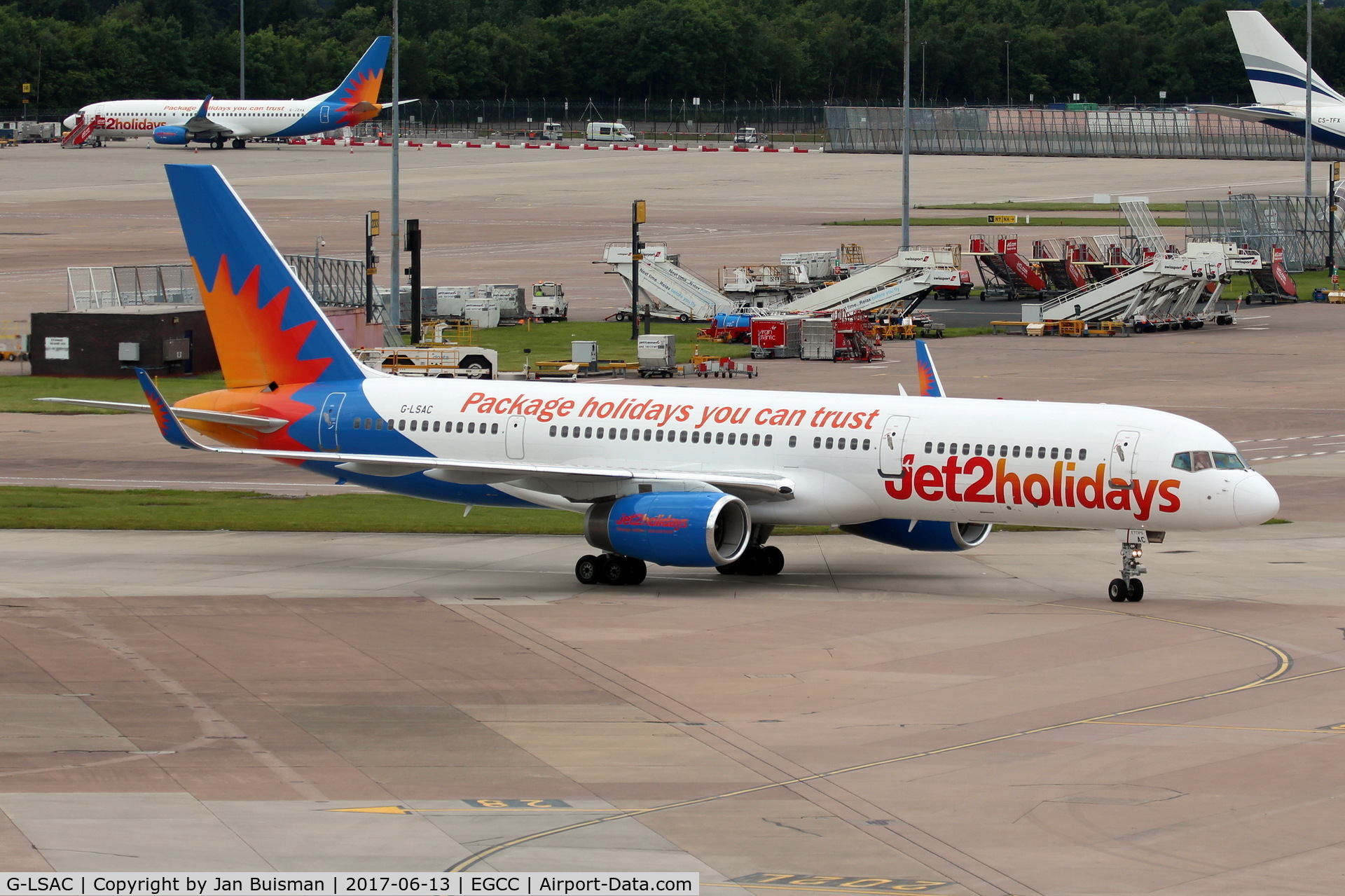 G-LSAC, 1992 Boeing 757-23A C/N 25488, Jet2holidays
