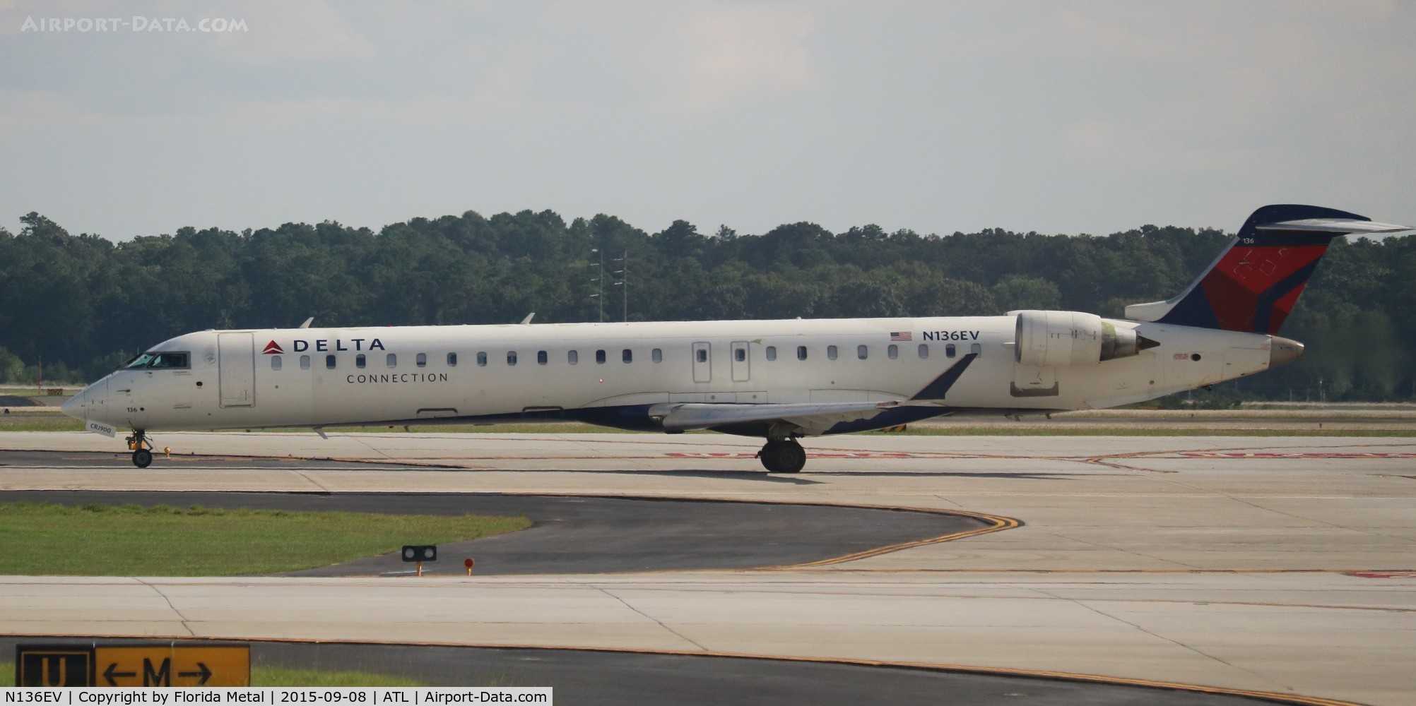 N136EV, 2009 Bombardier CRJ-900ER (CL-600-2D24) C/N 15226, Delta Connection
