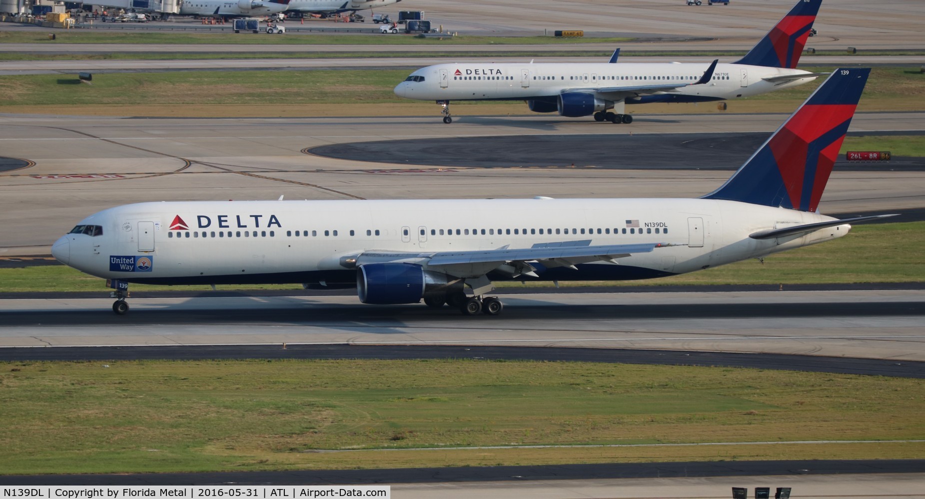 N139DL, 1992 Boeing 767-332 C/N 25984, Delta