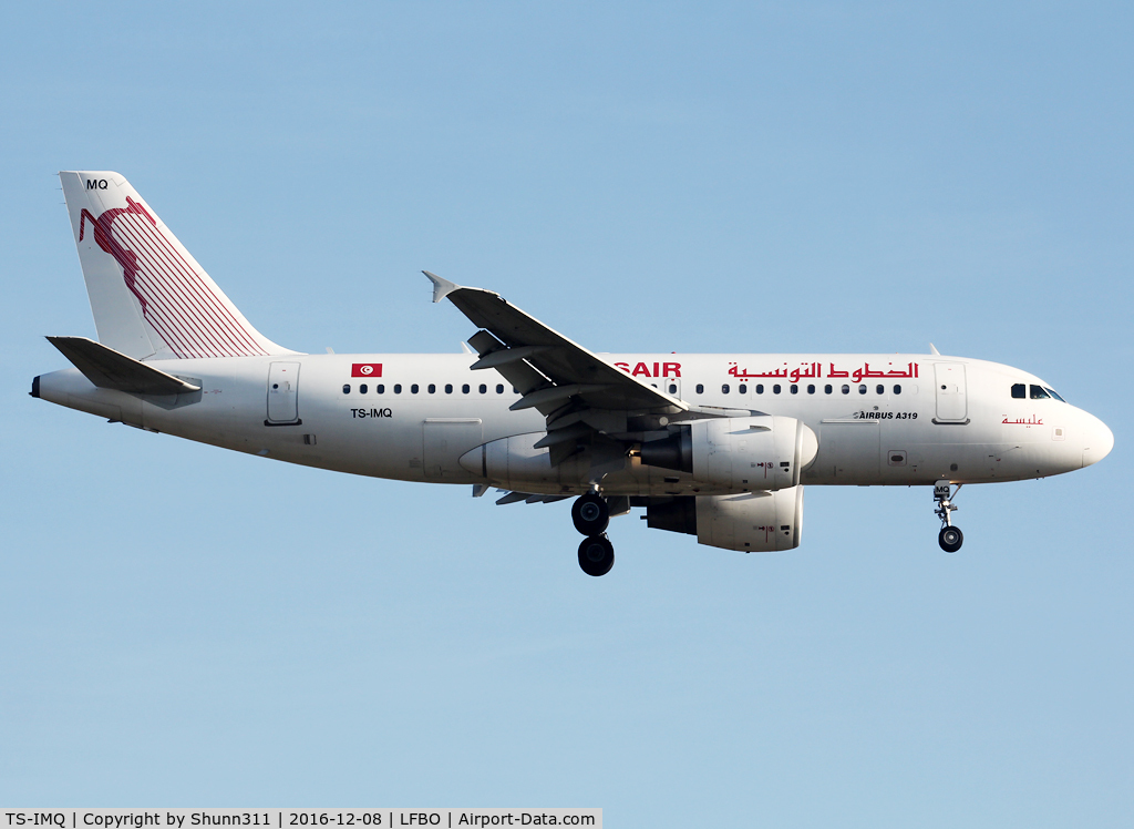 TS-IMQ, 2007 Airbus A319-112 C/N 3096, Landing rwy 14R in modified new c/s