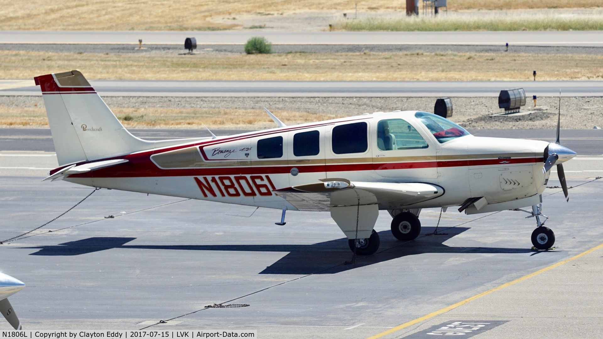 N1806L, 1976 Beech A36 Bonanza 36 C/N E-836, Livermore Airport California. 2017.