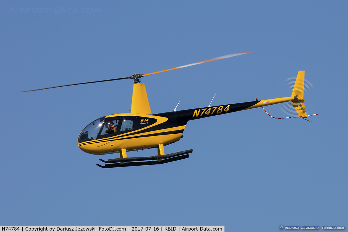 N74784, 2005 Robinson R44 II C/N 10925, Robinson R44 Raven II CN 10925, N74784
