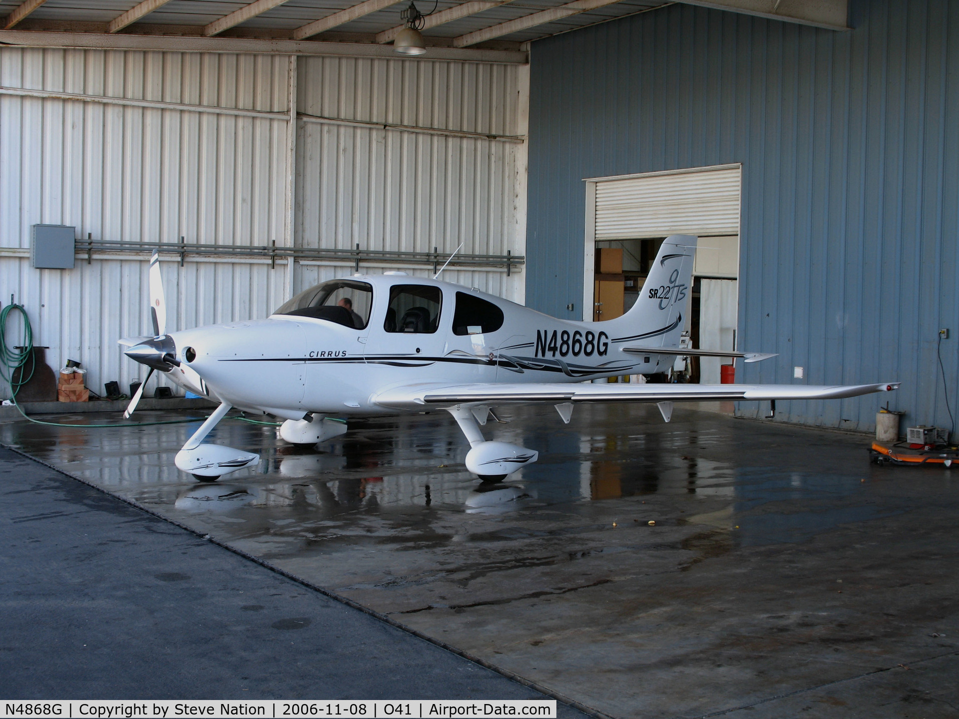 N4868G, 2006 Cirrus SR22 GTS C/N 1946, 2006 Cirrus SR22 GTS in for pre-delivery mods @ WATTS-Woodland Airport, CA (to N227SR 2007-04-18 then to Plane Crazy LLC 2007-07-06 as N44WW then to same owner 2007-10-30 as N113MW)