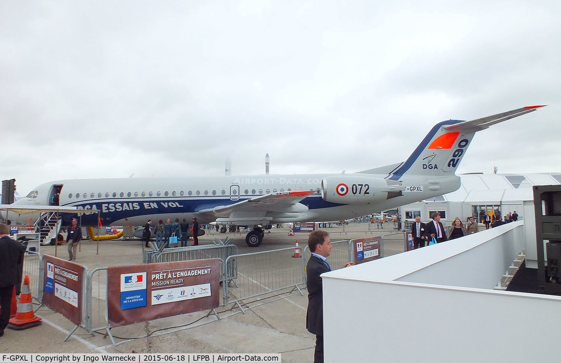 F-GPXL, 1990 Fokker 100 (F-28-0100) C/N 11290, Fokker 100 of the CEV at the Aerosalon 2015, Paris