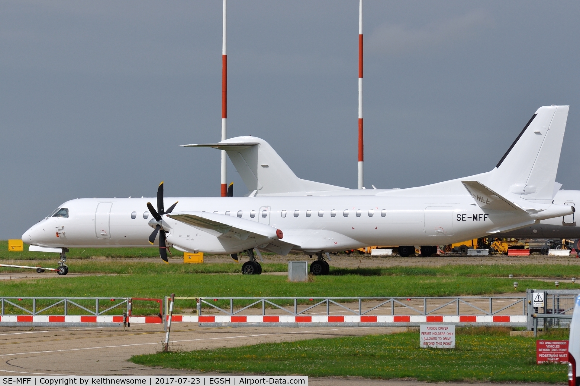 SE-MFF, 1996 Saab 2000 C/N 2000-038, Removed from spray all white colour scheme.