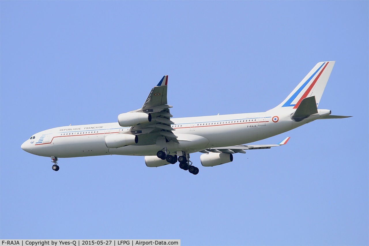 F-RAJA, 1995 Airbus A340-212 C/N 075, French Air Force Airbus A340-212, On final rwy 27R, Paris-Roissy Charles De Gaulle airport (LFPG-CDG)