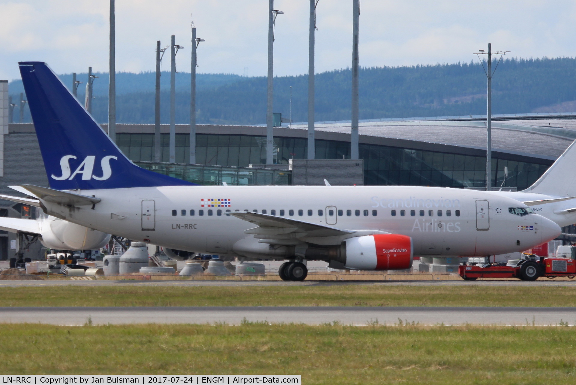 LN-RRC, 1999 Boeing 737-683 C/N 28300, SAS