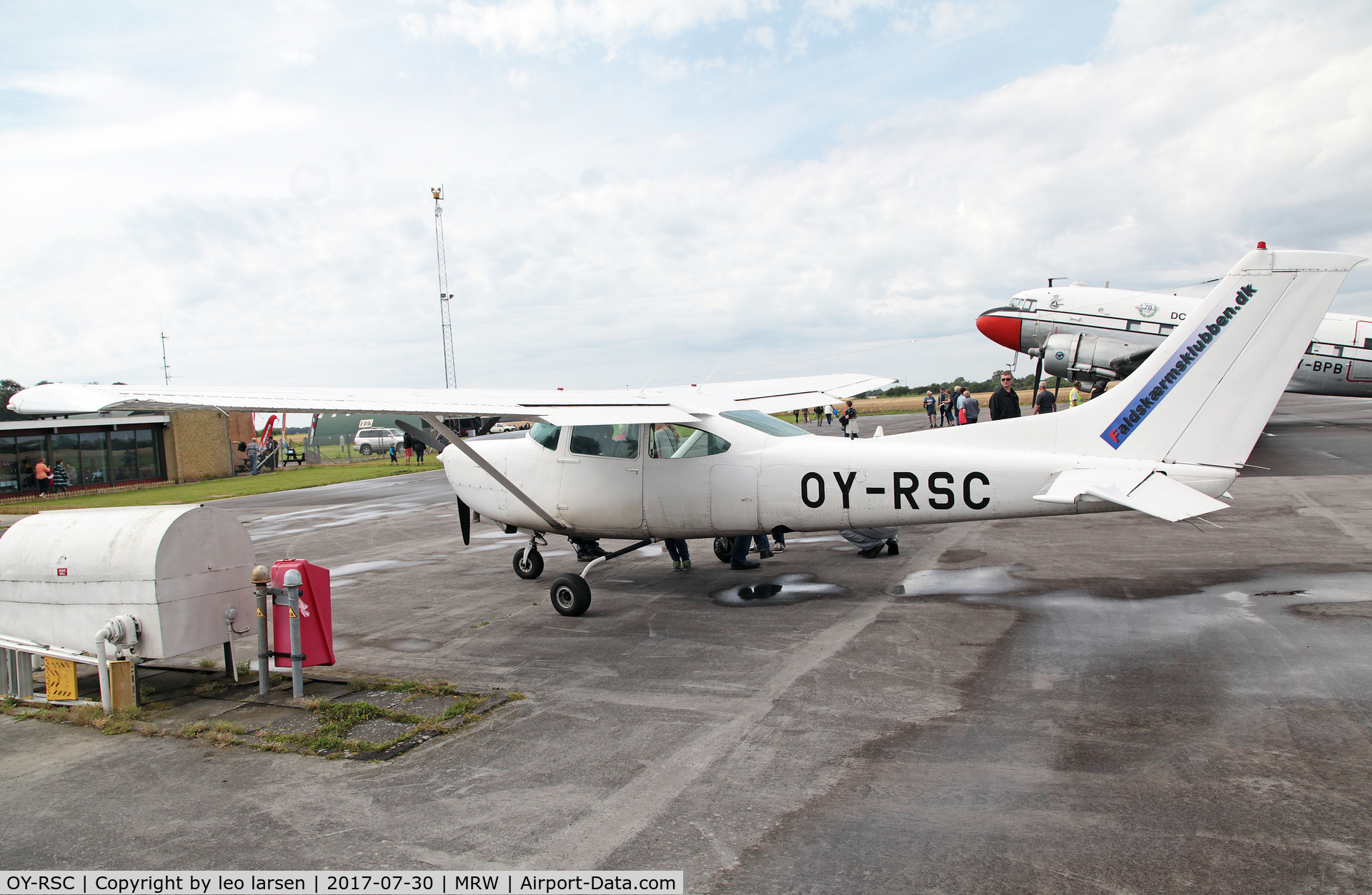 OY-RSC, 1980 Cessna TR182 Turbo Skylane RG Turbo Skylane RG C/N R182 01575, Maribo 30.7.2017